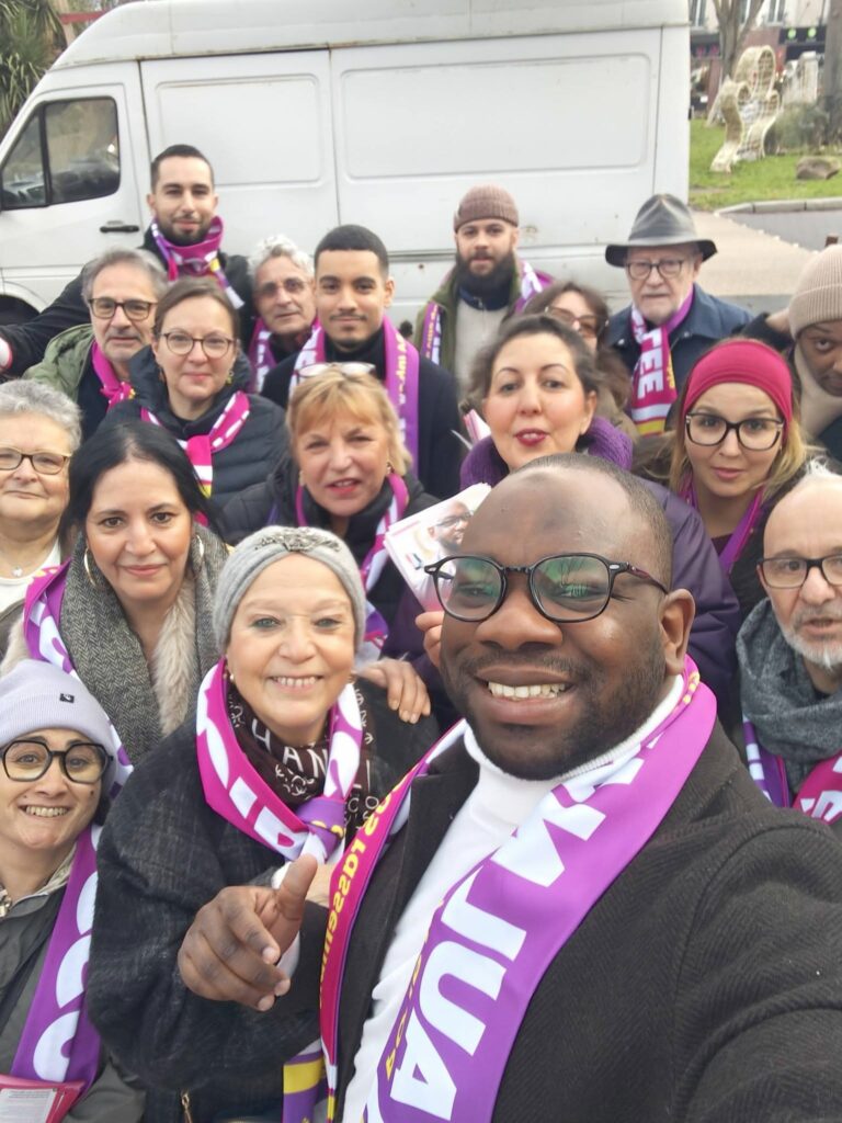 photo de groupe avec Oussouf Siby